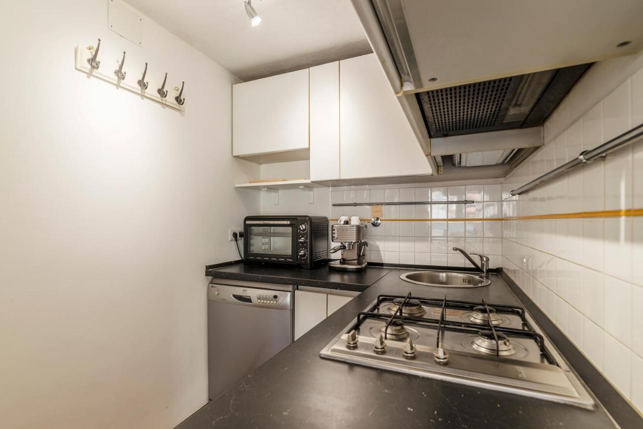 Banchi Vecchi Apartment With Terrace Рим Екстериор снимка